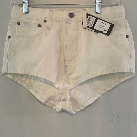 LF CARMAR White denim short NWT - Picture 2 of 8
